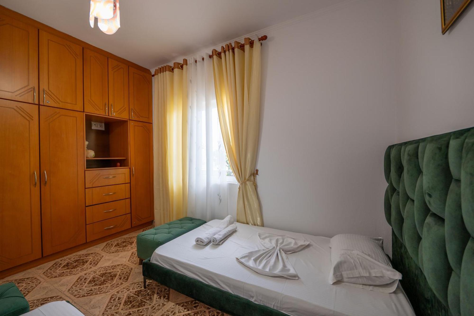 Duraj * Sarandë